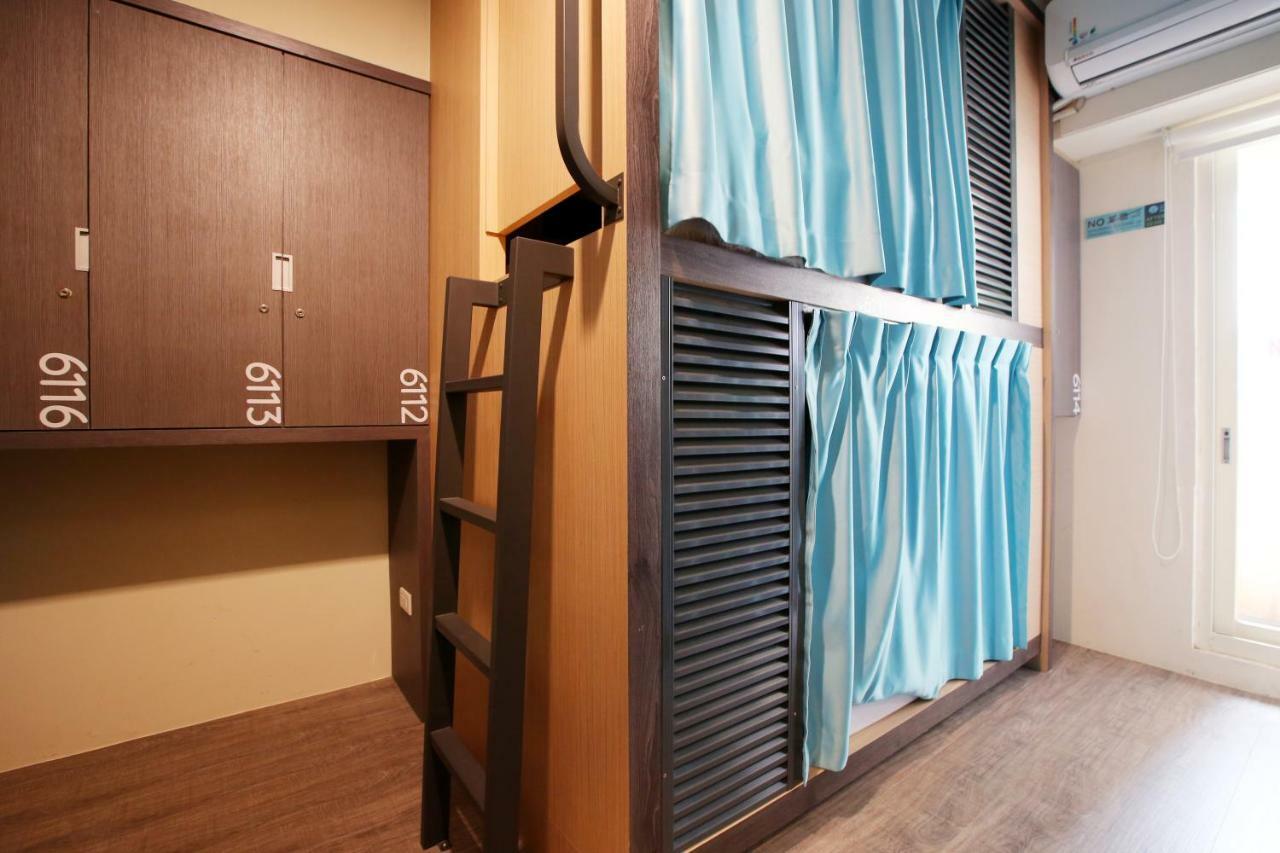 Loosha Hostel Taichung Exteriör bild